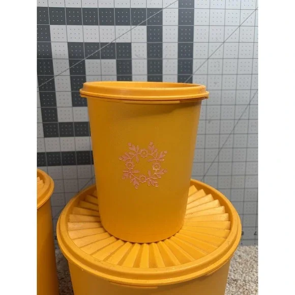 Vintage Tupperware Servalier Gold With Orange Floral Canister Set with Lids - Picture 5 of 12